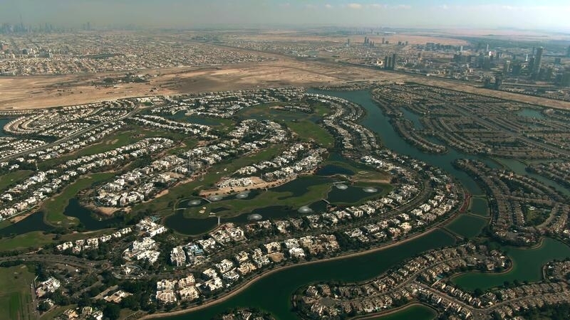Buy Villas in Emirates Hills