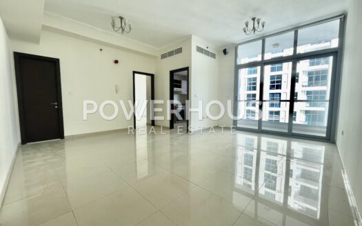 Apartment For Rent in DEC Towers