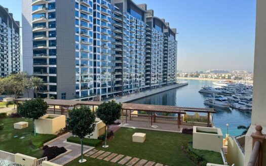 Apartment For Sale in Marina Residences