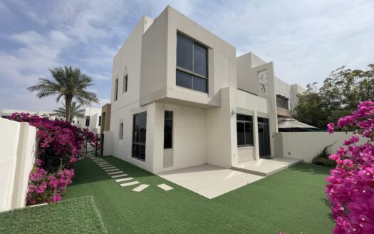 Townhouse For Rent in Hayat Townhouses