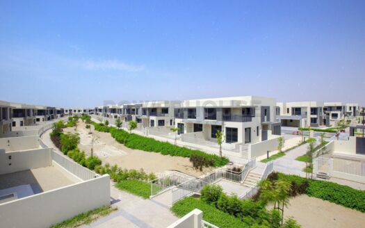 Villa For Rent in Maple at Dubai Hills Estate