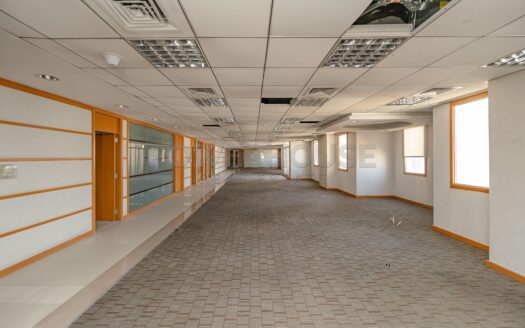 Half floor For Rent in Al Riqqa
